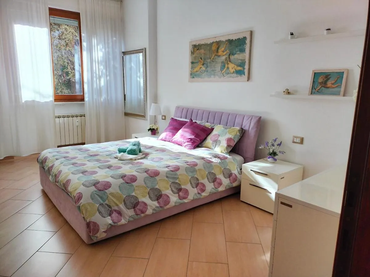 Appartamento Sunnyside Accademia Livorno 0*,  Italia